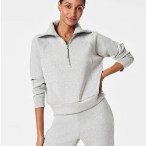 SPANX AirEssentials Half Zip in Heather Gray, Size Small, NWOT!